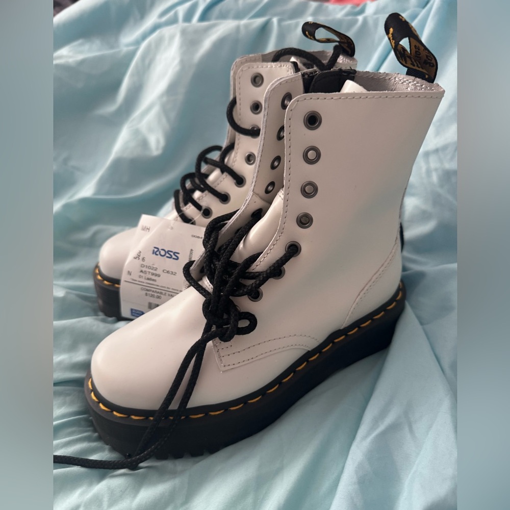 Dr. Martens White Platform Combat Boots Jardon - US 5 / UK4
